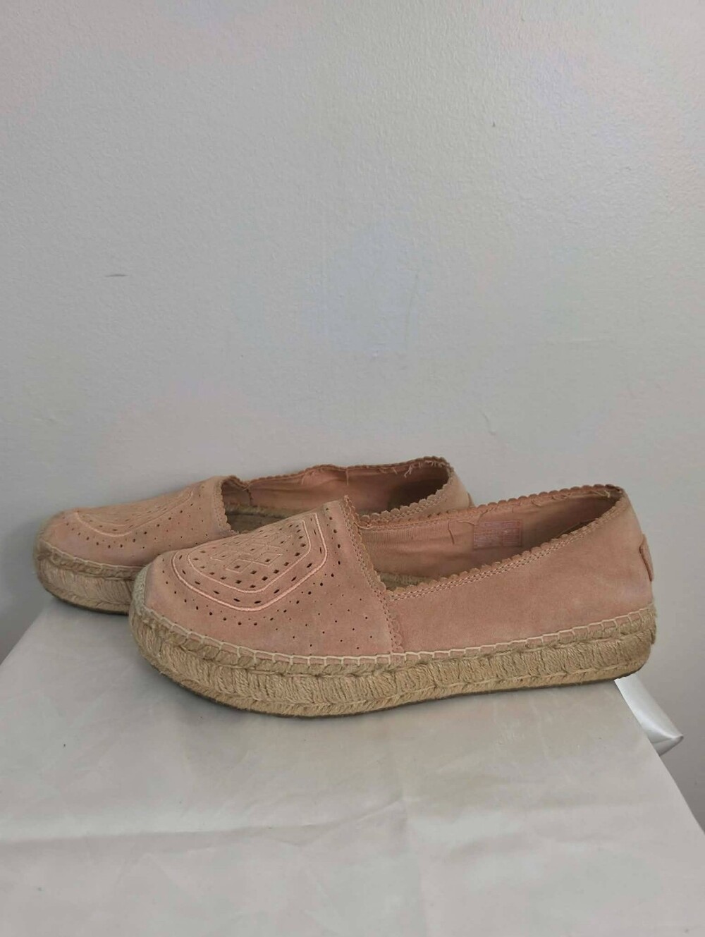 UGG Heidi Pink Suede Espadrille Flats Women's Slip On Shoes Size 11US - Picture 5 of 13